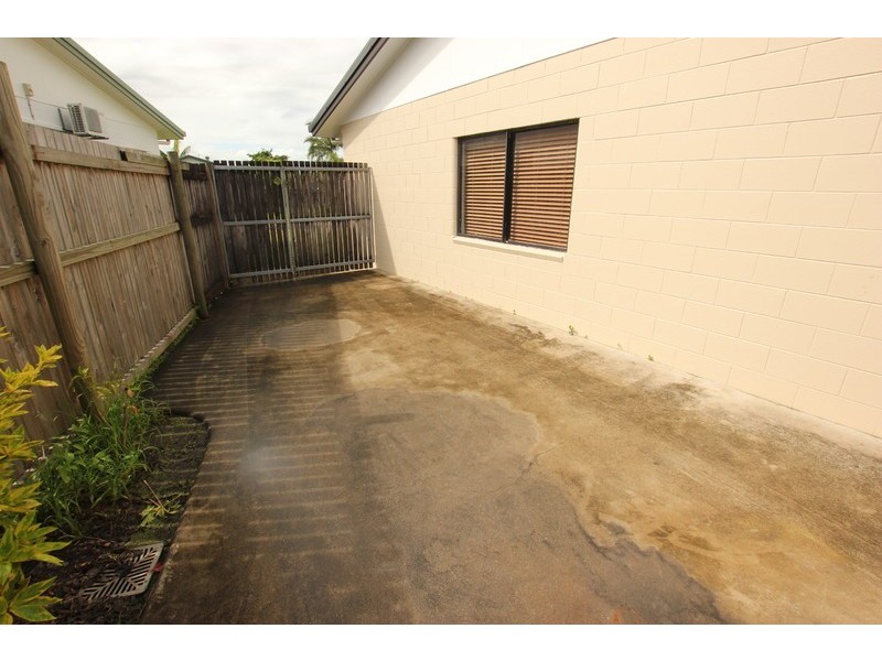 17 Ferngully Street, White Rock QLD 4868