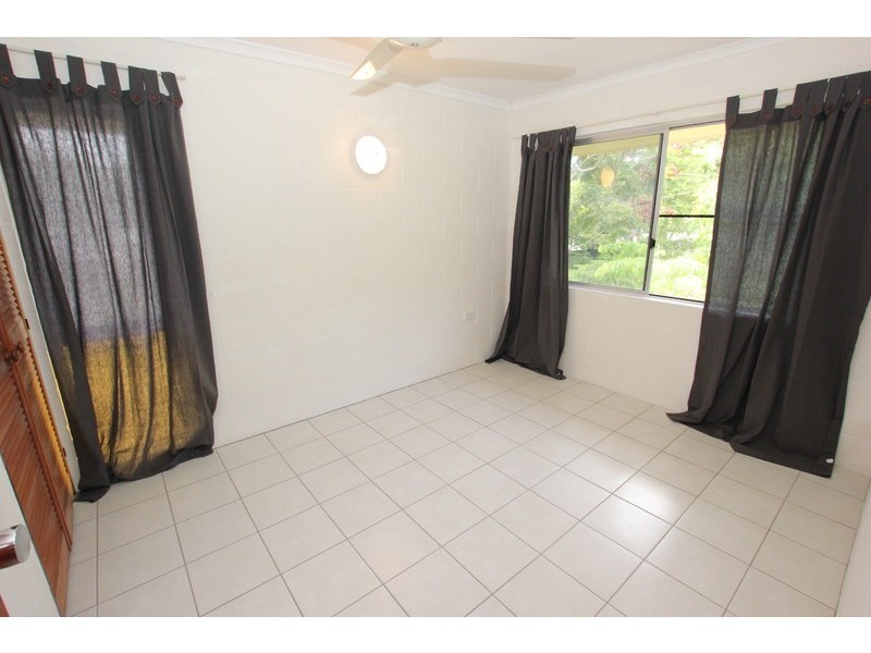 1/552 Varley Street, Yorkeys Knob QLD 4878