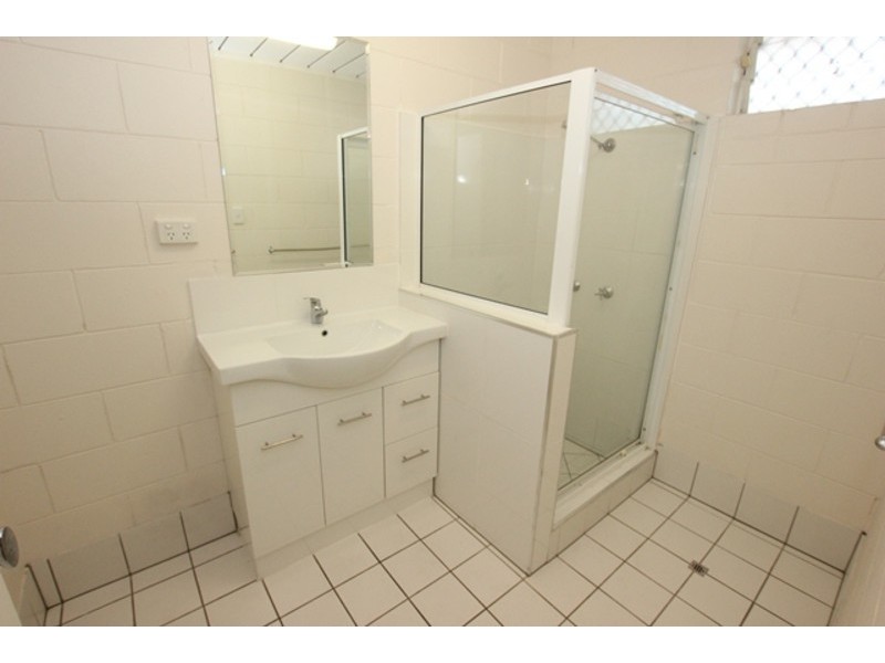 6/431 Draper Street, Parramatta Park QLD 4870