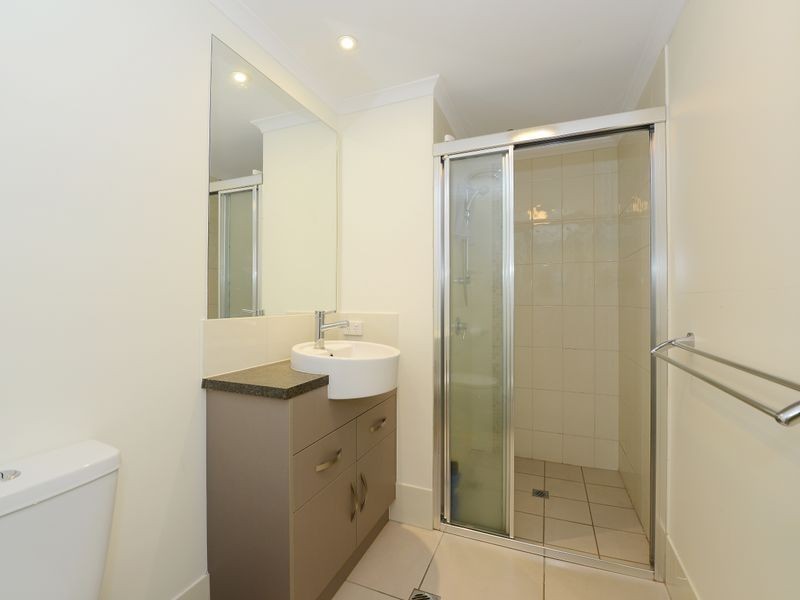 22/9-11 McLean Street, Cairns North QLD 4870
