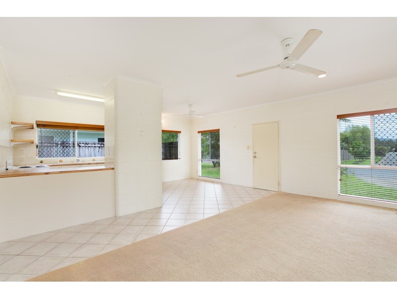 47 Cracknell Road, White Rock QLD 4868