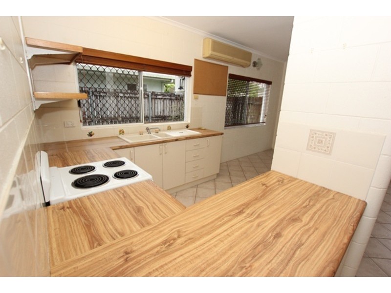 47 Cracknell Road, White Rock QLD 4868