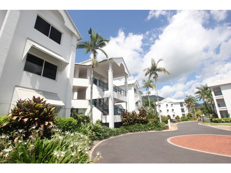 61/8 Munro Terrace, Mooroobool QLD 4870