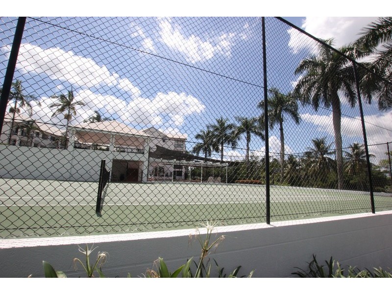 61/8 Munro Terrace, Mooroobool QLD 4870