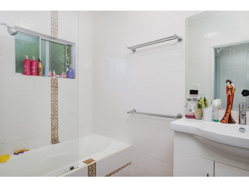 Kewarra Beach QLD 4879