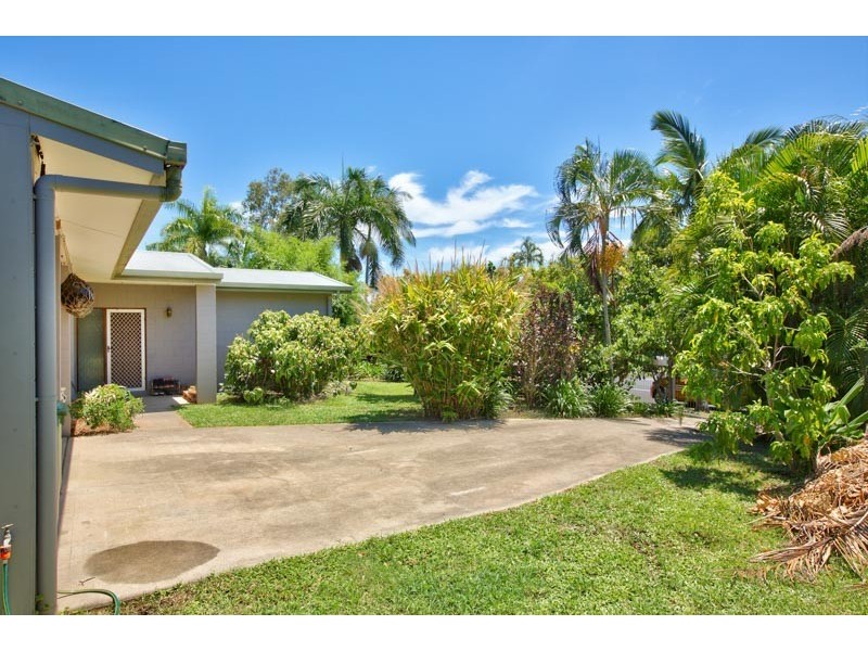 Kewarra Beach QLD 4879