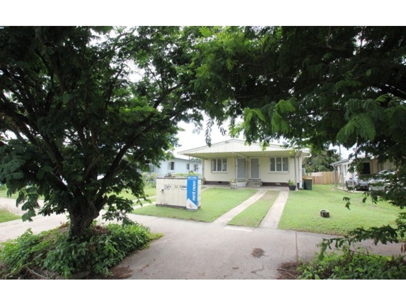 32B Earl Street, Westcourt QLD 4870