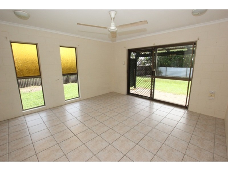 8/108 Mayers Street, Manunda QLD 4870