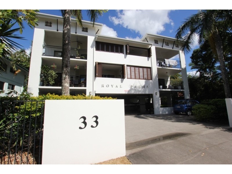 4/33 Digger Street, Cairns North QLD 4870