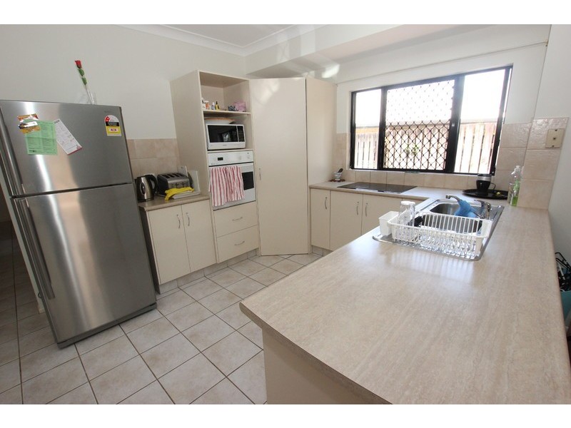 163 McFarlane Street, Kanimbla QLD 4870