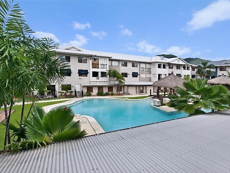 224/29-33 Springfield Crescent, Whitfield QLD 4870