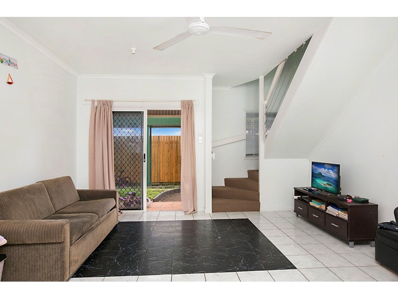 7/5 Balaclava Road, Earlville QLD 4870