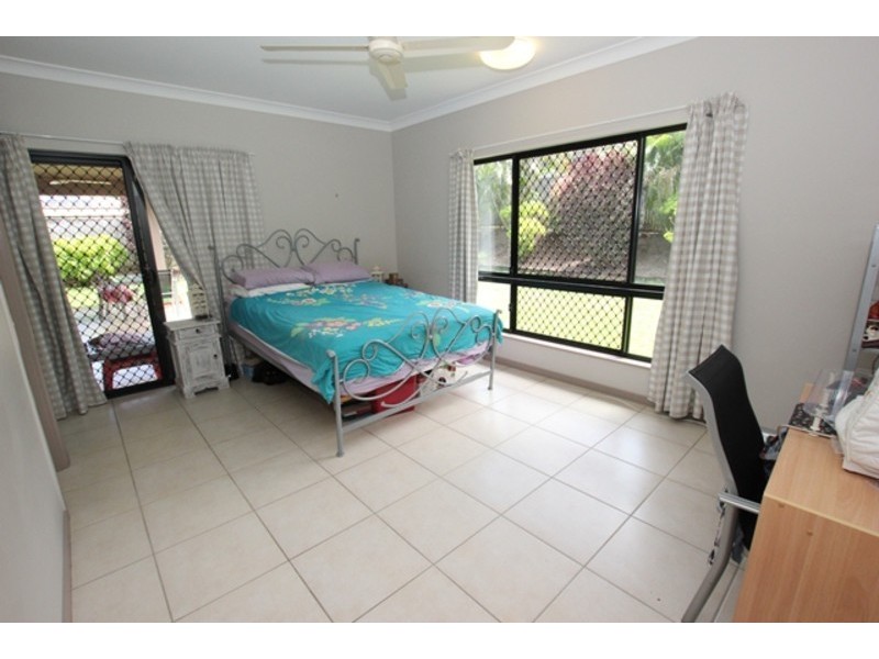107 McFarlane Drive, Kanimbla QLD 4870