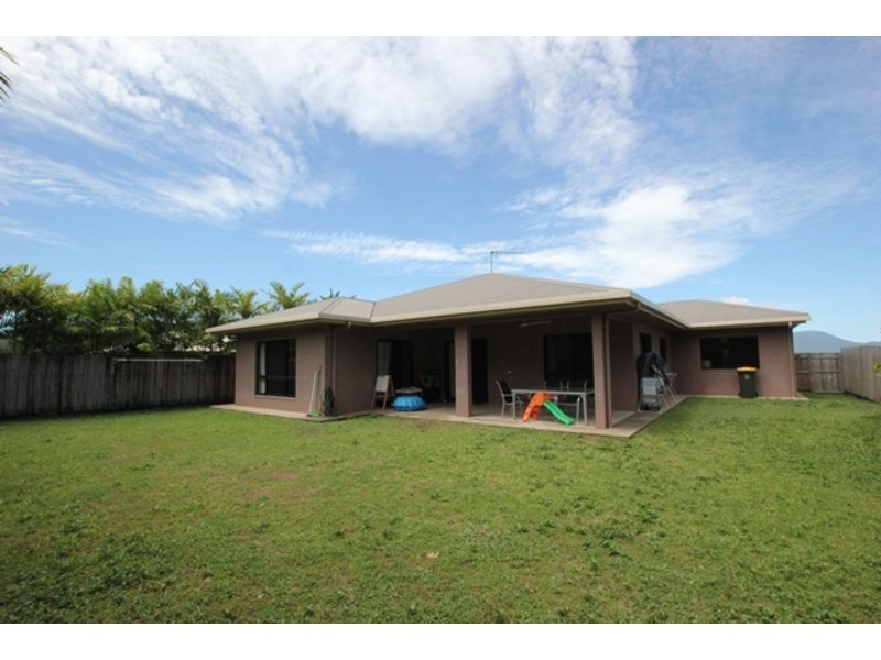 107 McFarlane Drive, Kanimbla QLD 4870
