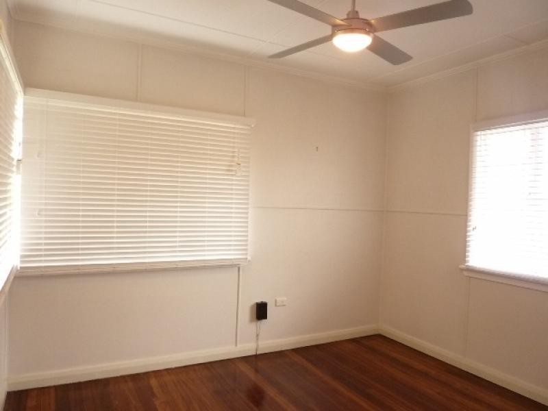 251 Aumuller Street, Westcourt QLD 4870