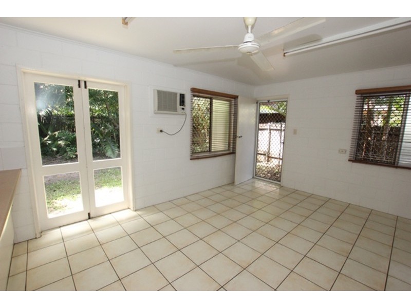 20B Fleming Street, Edge Hill QLD 4870