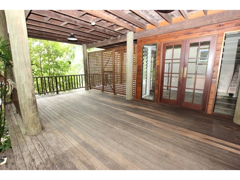 267 Toogood Road, Bayview Heights QLD 4868