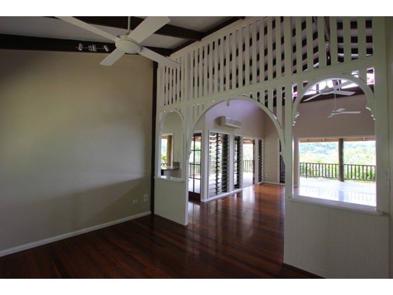 267 Toogood Road, Bayview Heights QLD 4868