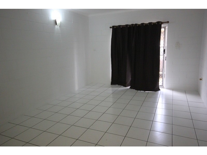 8/294 Draper Street, Cairns QLD 4870