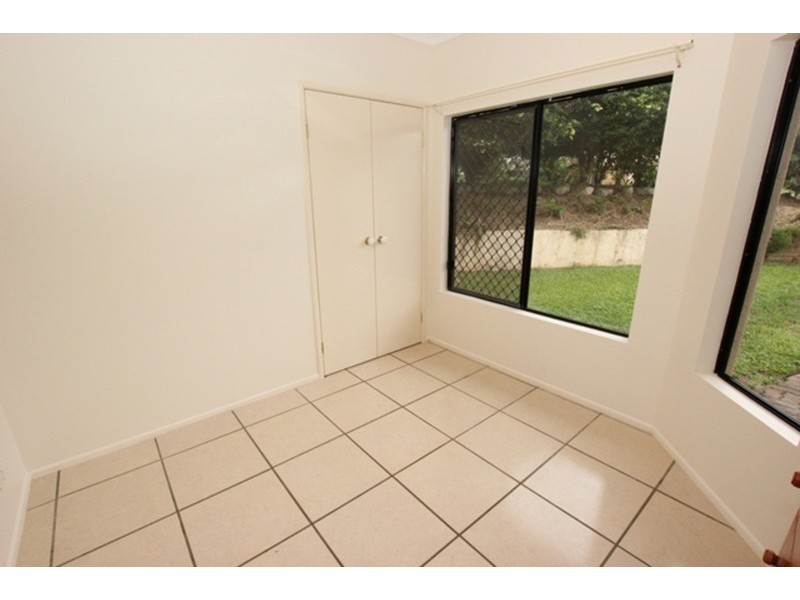 5 Spray Close, Mount Sheridan QLD 4868