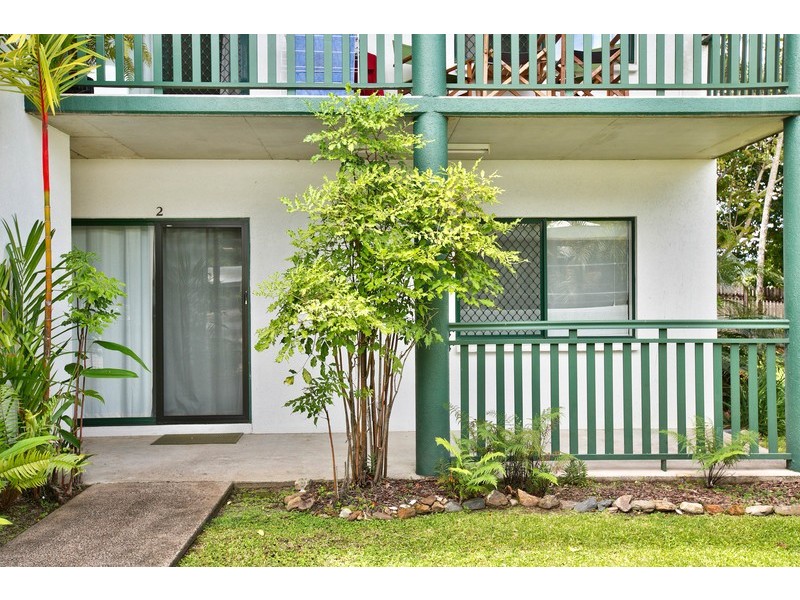 2/10 Ingham Court, Mooroobool QLD 4870