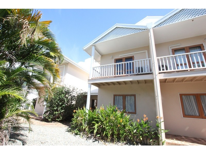 2/76-78 Cedar Road, Palm Cove QLD 4879