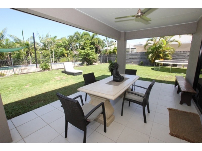 41 Iridescent Drive, Trinity Park QLD 4879