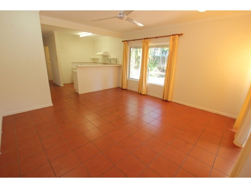 1/3 Tenni Street, Freshwater QLD 4870