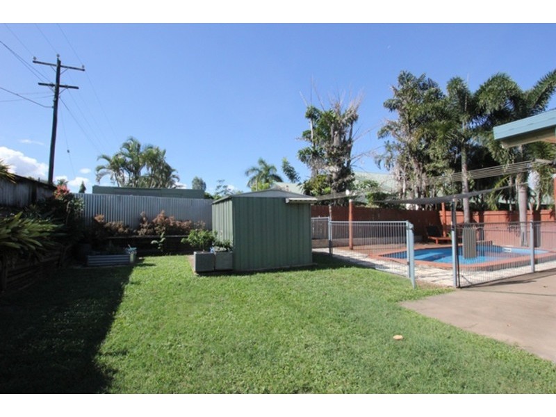 8 Glasgow Street, Mount Sheridan QLD 4868