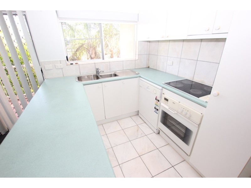 10/165 McLeod Street, Cairns City QLD 4870
