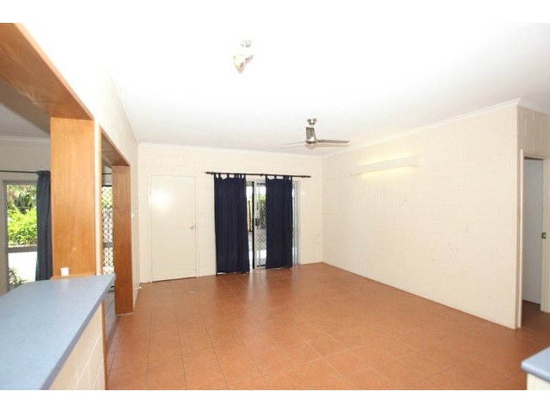 2/85 Jensen Street, Whitfield QLD 4870