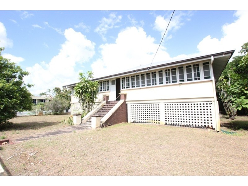289 Lake Street, Cairns North QLD 4870