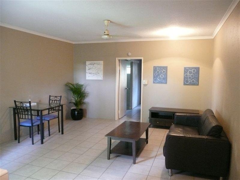 3/346 McCoombe Street, Mooroobool QLD 4870
