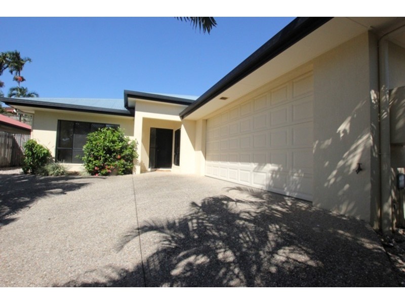 2 Greendale Close, Brinsmead QLD 4870