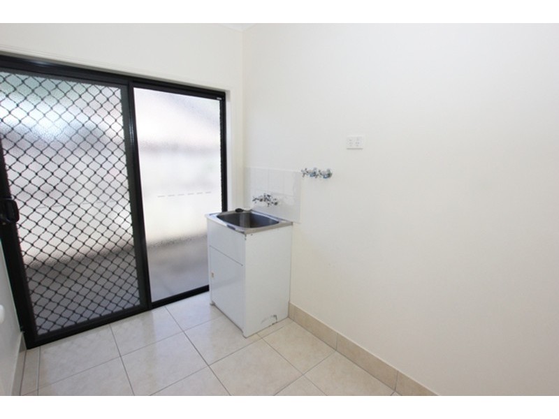 2 Greendale Close, Brinsmead QLD 4870