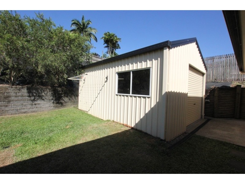 2 Greendale Close, Brinsmead QLD 4870