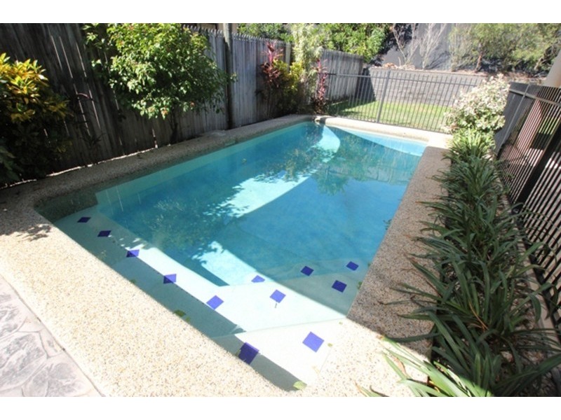 2 Greendale Close, Brinsmead QLD 4870