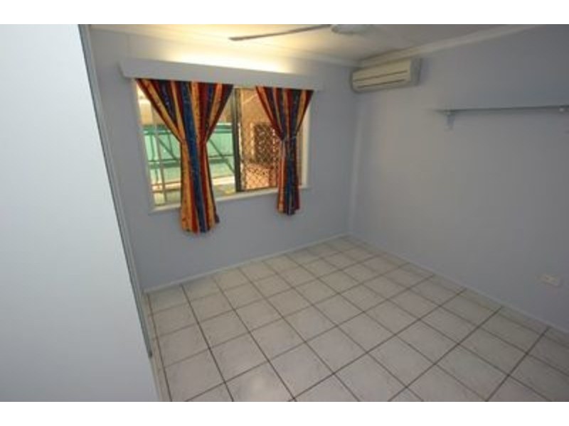 28 Angela Street, Woree QLD 4868