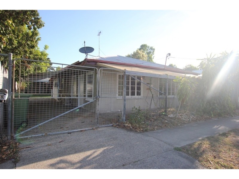 43 Machans Street, Machans Beach QLD 4878