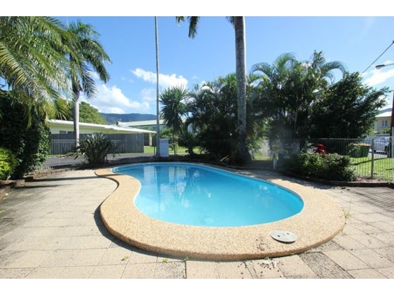 10/9 Cavanagh, Woree QLD 4868