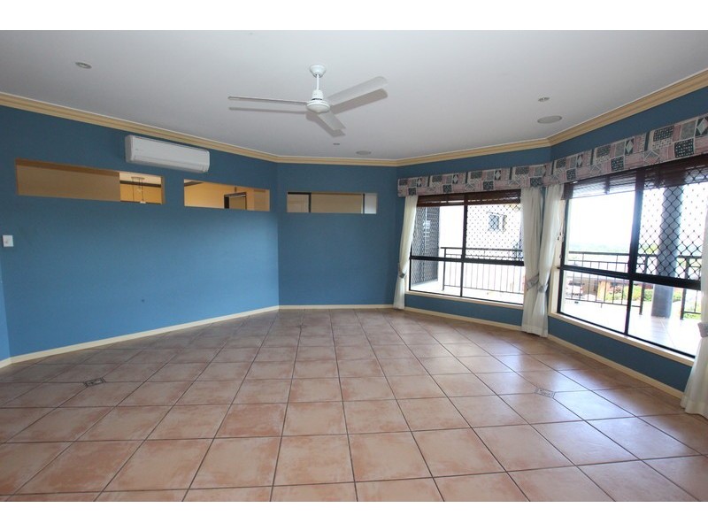 3 Senate Street, Bentley Park QLD 4869