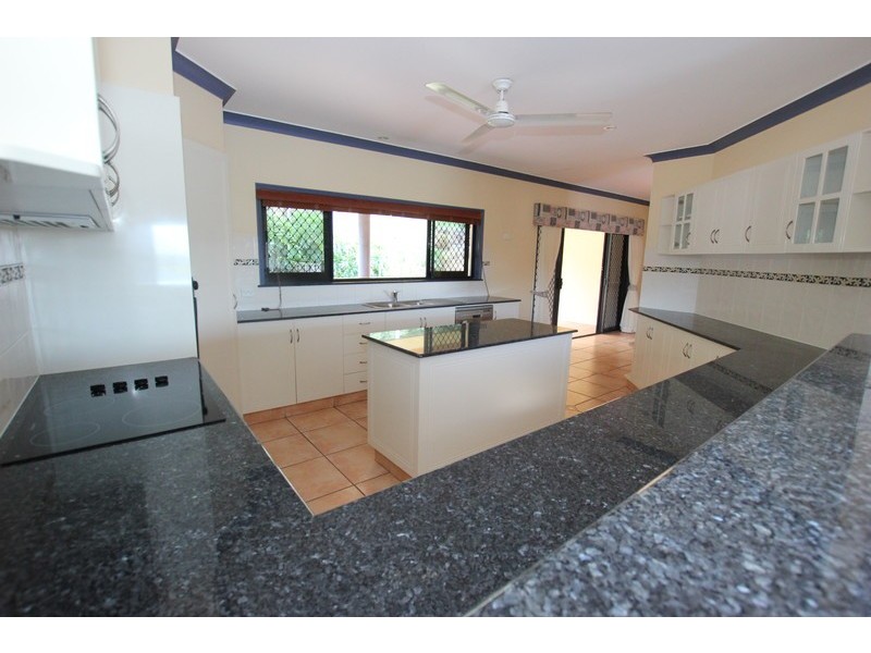 3 Senate Street, Bentley Park QLD 4869