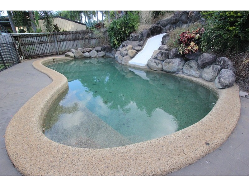 3 Senate Street, Bentley Park QLD 4869