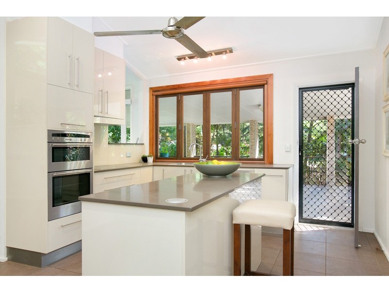 22 Blue Hills Crescent, Freshwater QLD 4870