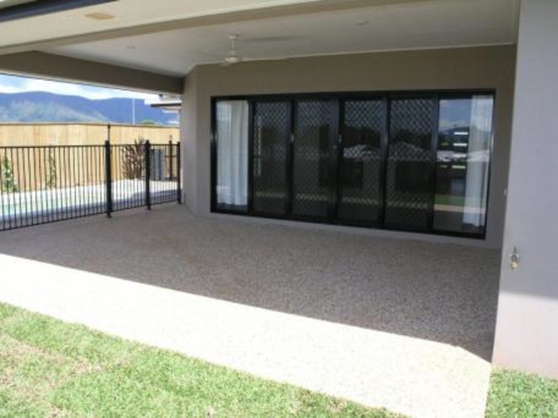 6 Barnacle Street, Trinity Beach QLD 4879
