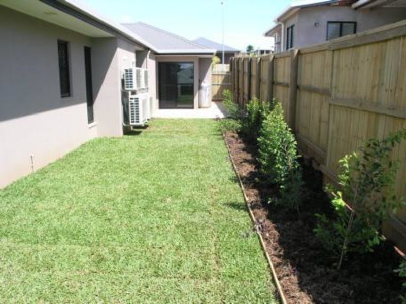 6 Barnacle Street, Trinity Beach QLD 4879