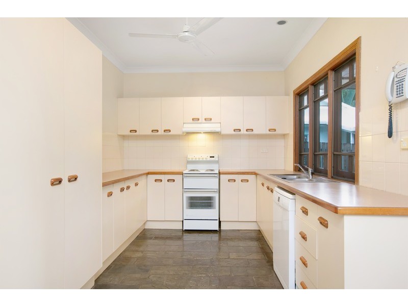 49 Benn Street, Brinsmead QLD 4870