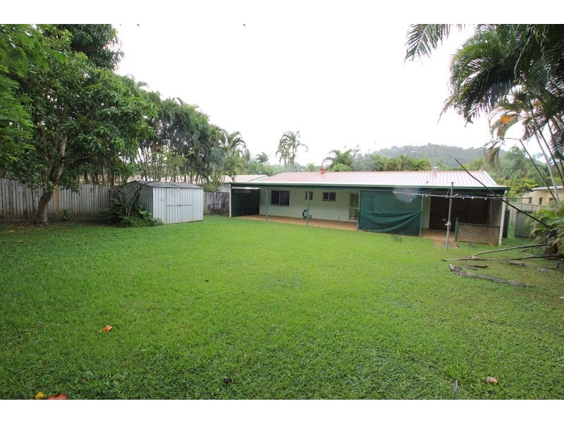 27 Ramsey Drive, Kanimbla QLD 4870