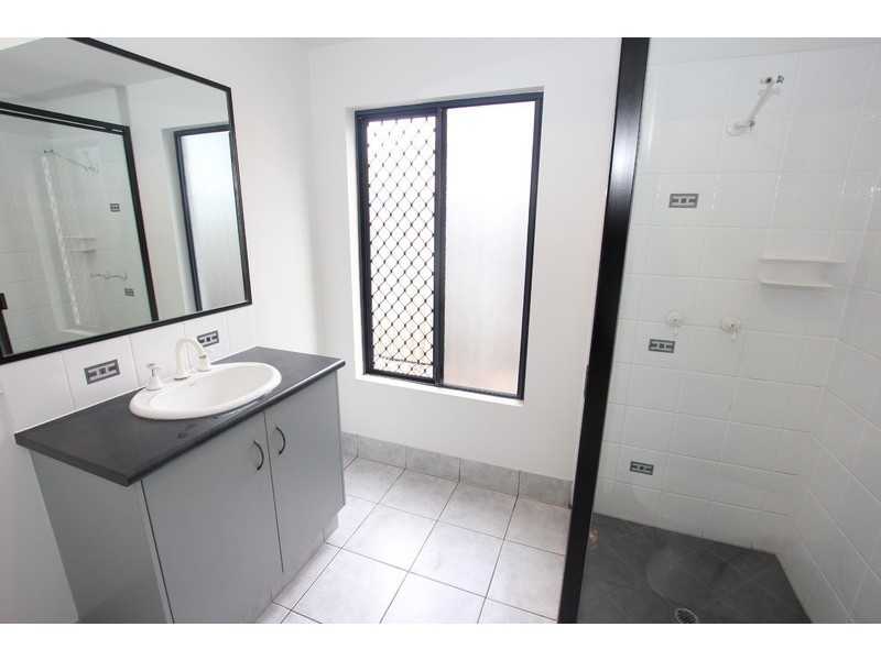 74 Norfolk Circuit, Redlynch QLD 4870