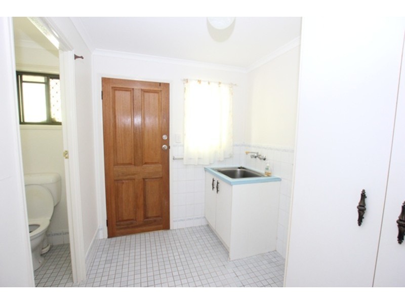 24 Arizona Crescent, White Rock QLD 4868